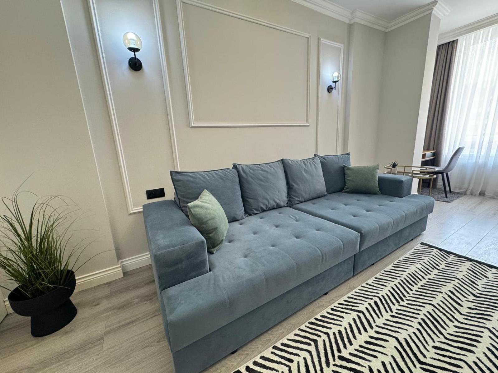 Two Bedroom Apartment In The Center, With Parking, Address Avram Iancu 32 Chisinau Bagian luar foto