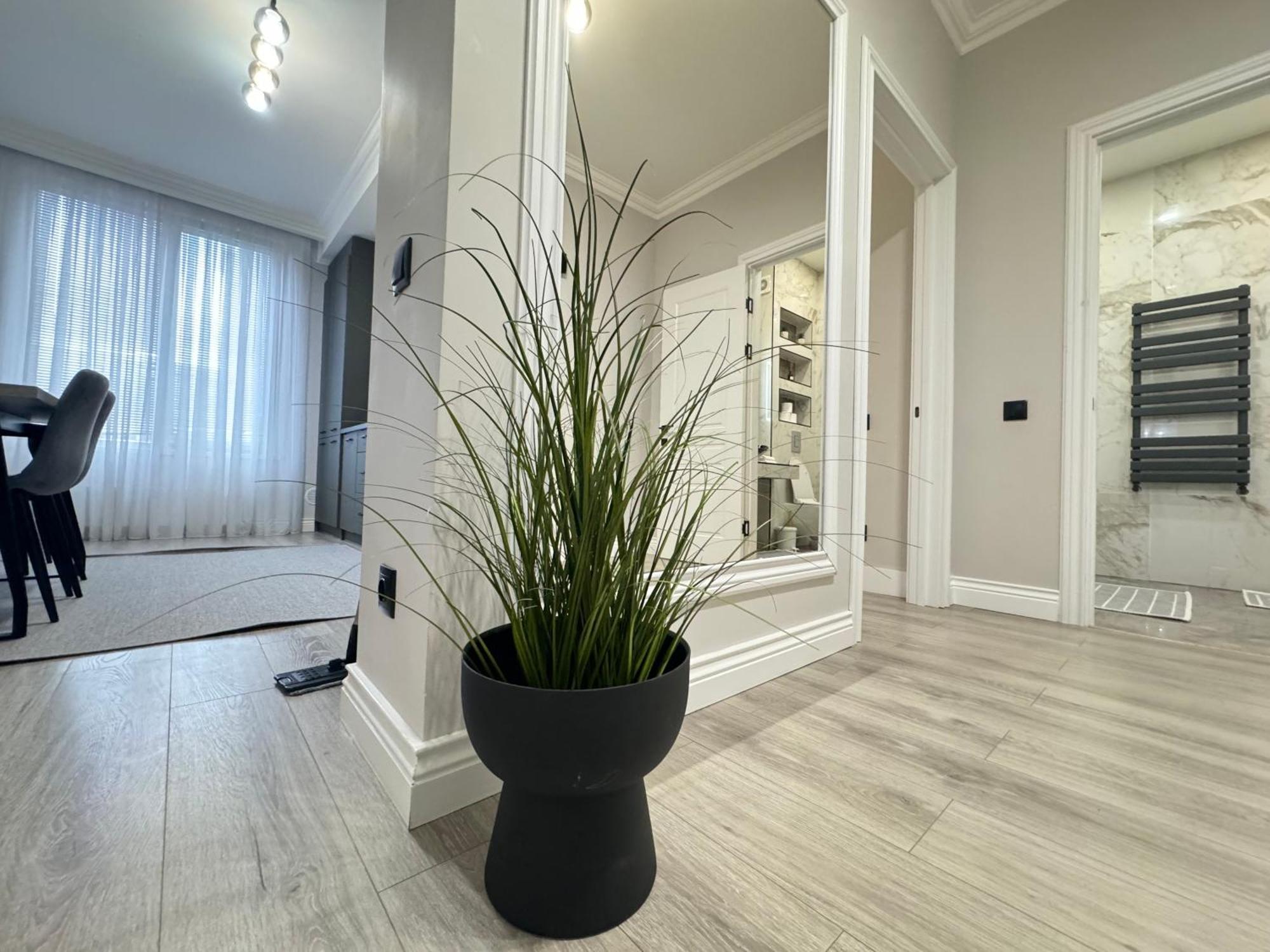 Two Bedroom Apartment In The Center, With Parking, Address Avram Iancu 32 Chisinau Bagian luar foto