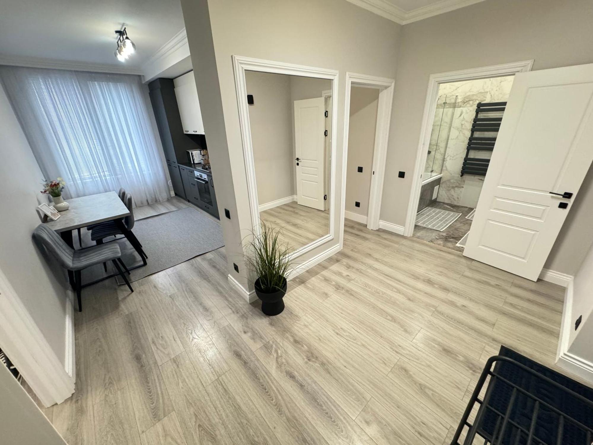 Two Bedroom Apartment In The Center, With Parking, Address Avram Iancu 32 Chisinau Bagian luar foto