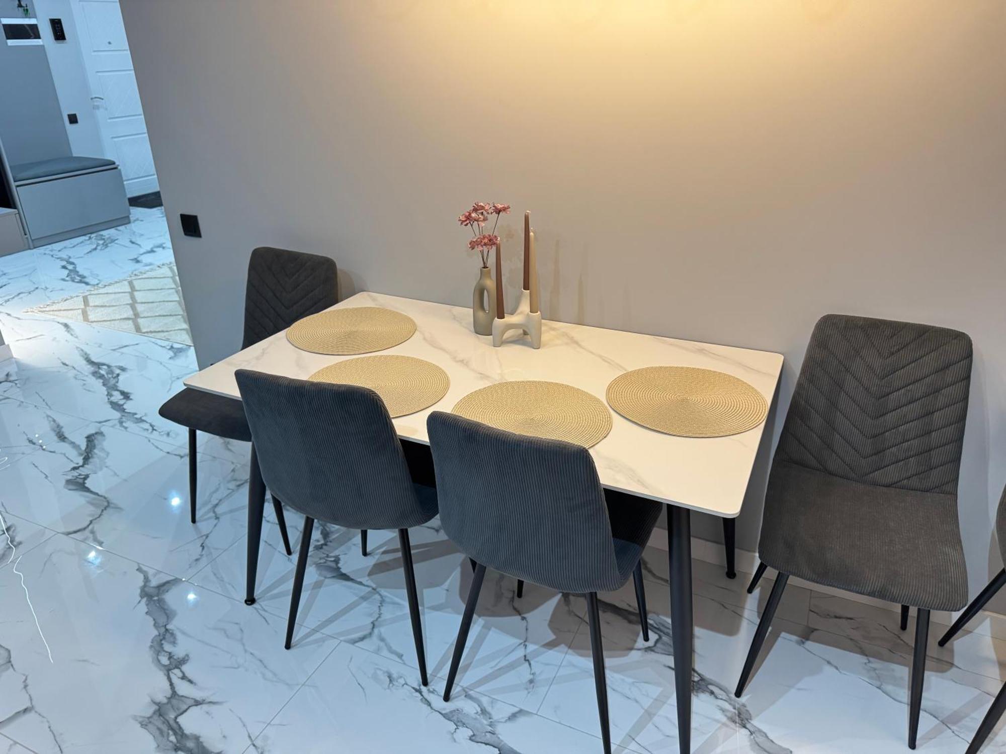 Two Bedroom Apartment In The Center, With Parking, Address Avram Iancu 32 Chisinau Bagian luar foto